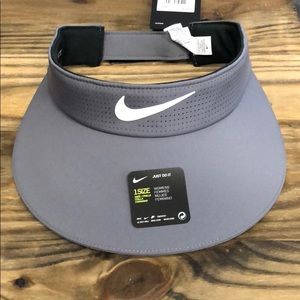Women’s Nike Visor